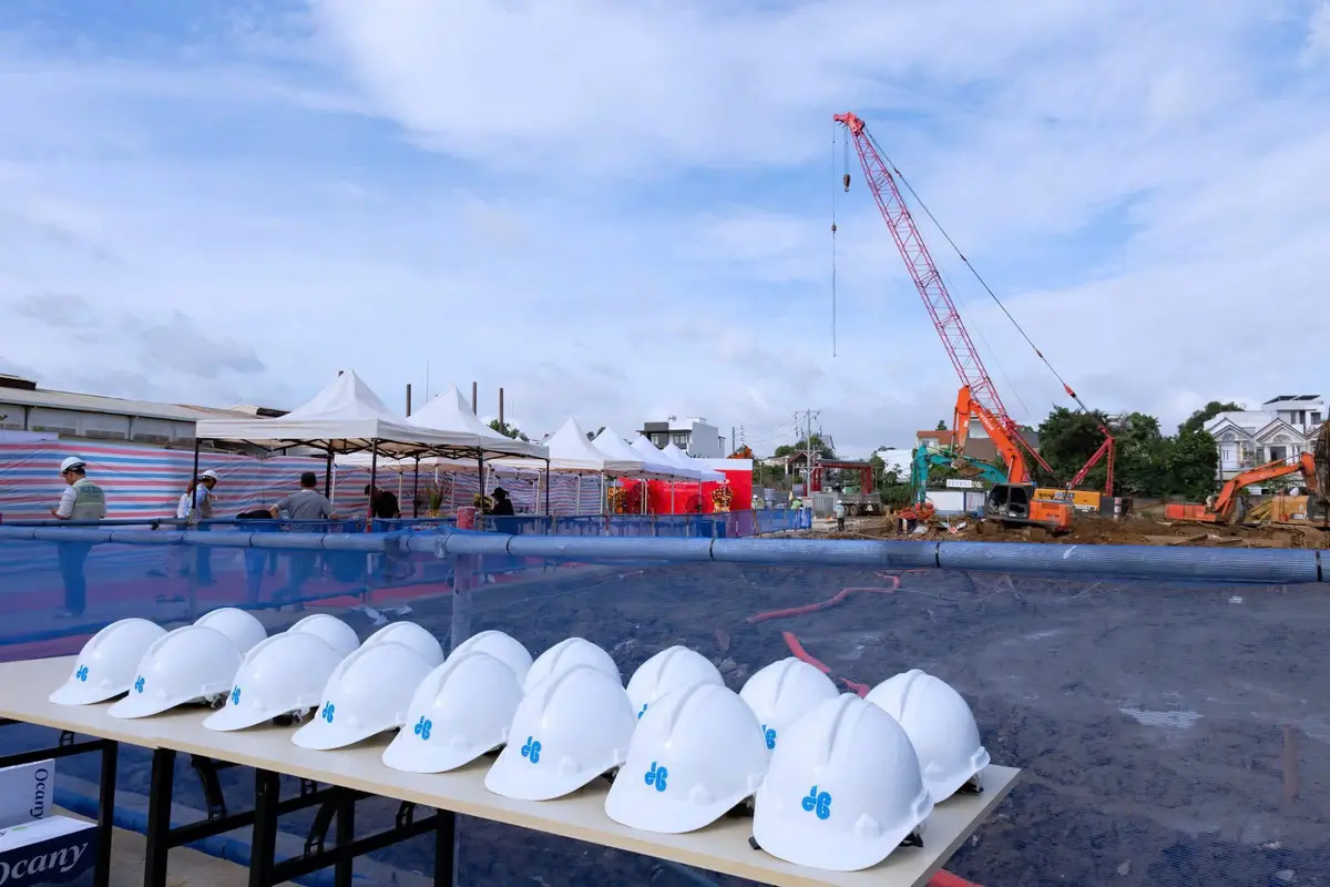 Không gian tổ chức sự kiện cạnh khu vực thi công
